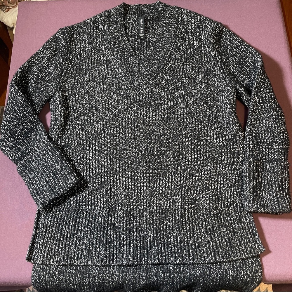 Athleta Shasta V-Neck Oversized Chunky Sweater Black/Grey - Size XS-M WOOL blend